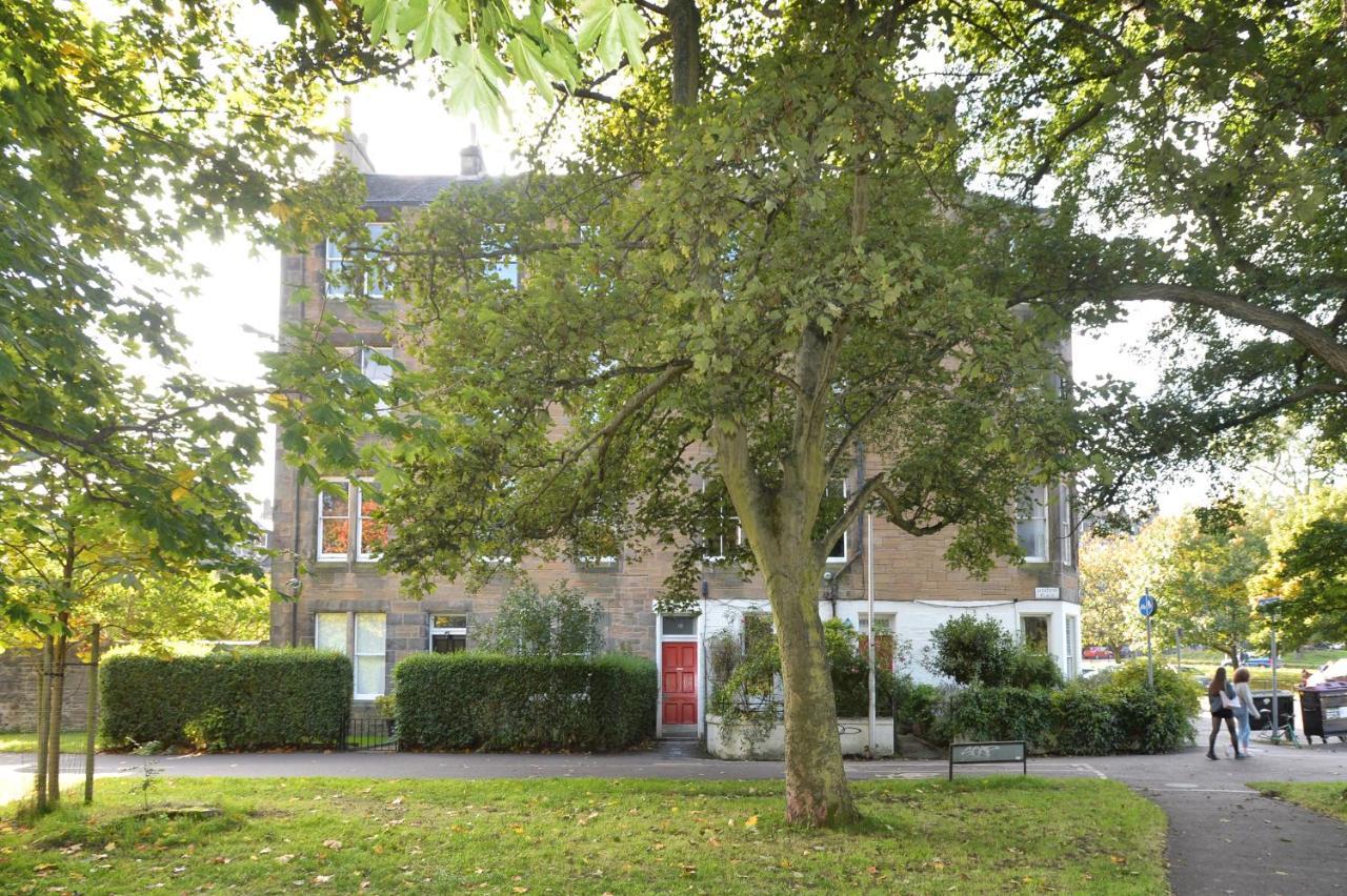 Home By The Meadows, Close To City Centre Edinburgh Buitenkant foto